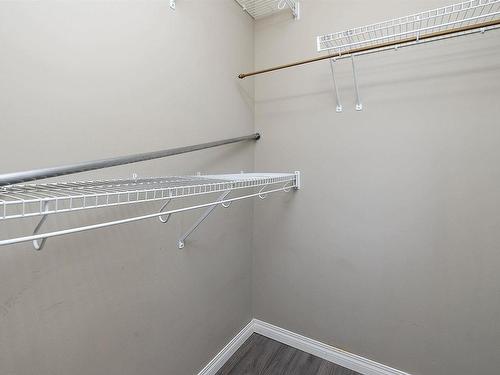 22 465 Hemingway Road, Edmonton, AB - Indoor With Storage