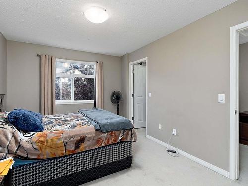 22 465 Hemingway Road, Edmonton, AB - Indoor Photo Showing Bedroom