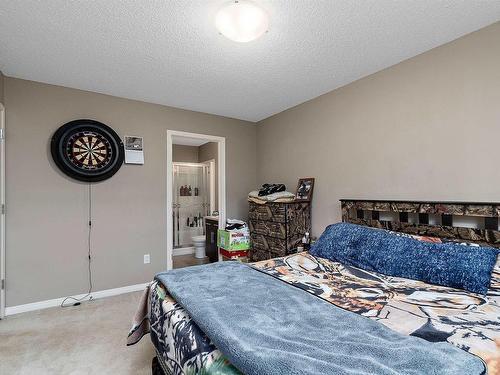 22 465 Hemingway Road, Edmonton, AB - Indoor Photo Showing Bedroom