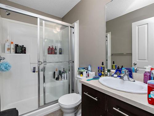 22 465 Hemingway Road, Edmonton, AB - Indoor Photo Showing Bathroom