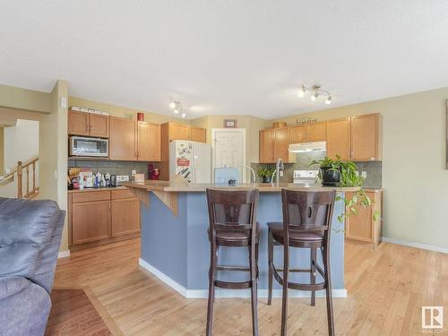 14612 137 Street, Edmonton, AB - Indoor Photo Showing Kitchen