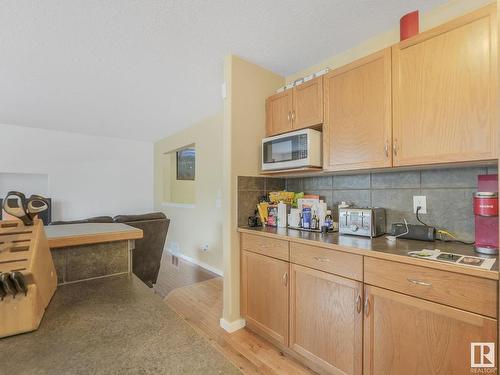 14612 137 Street, Edmonton, AB - Indoor Photo Showing Kitchen