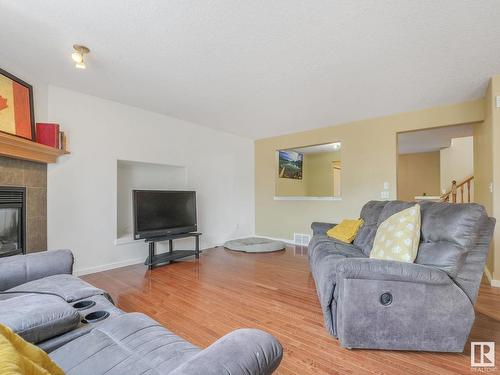 14612 137 Street, Edmonton, AB - Indoor Photo Showing Living Room With Fireplace