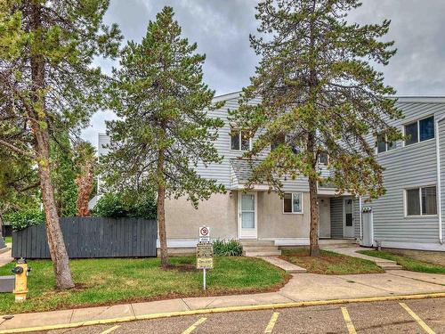 20 Mcleod Pl Nw, Edmonton, AB 