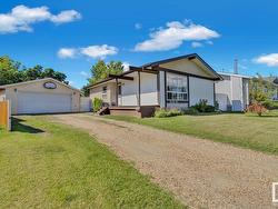 16716 104 ST NW  Edmonton, AB T5X 2T2