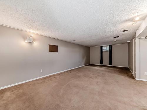 8312 147 Avenue, Edmonton, AB - Indoor Photo Showing Other Room