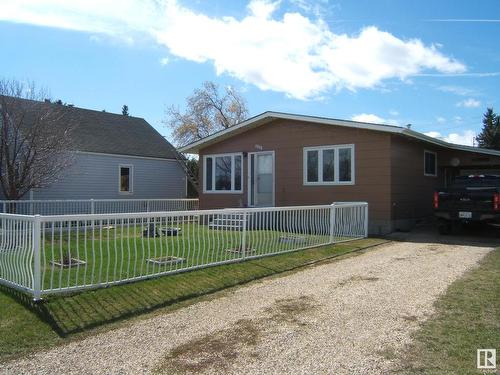 4909 55 Av, Vegreville, AB 