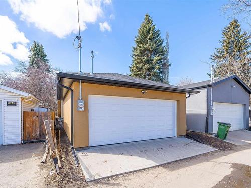 10445 144 St Nw, Edmonton, AB 