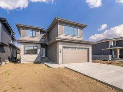 6713 KNOX CO SW  Edmonton, AB T6W 4A1