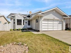 4704 10 AV NW NW  Edmonton, AB T6L 4R3