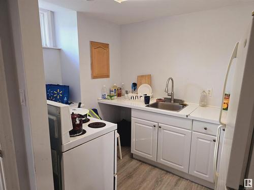 12414 82 Street, Edmonton, AB - Indoor Photo Showing Laundry Room