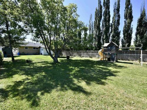 5126 54 Avenue, St. Paul Town, AB - Outdoor With Backyard