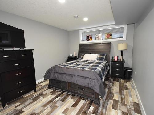 194074 Twp Rd  574, Rural Lamont County, AB - Indoor Photo Showing Bedroom