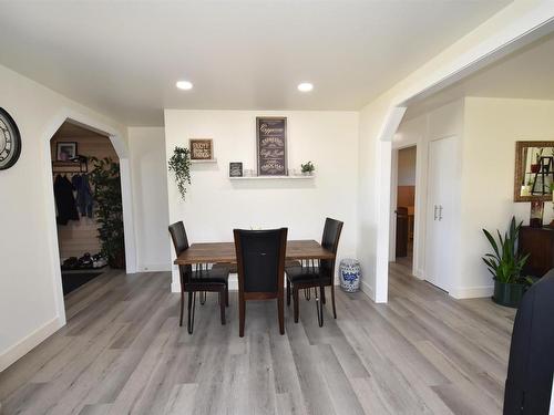 194074 Twp Rd  574, Rural Lamont County, AB - Indoor Photo Showing Dining Room