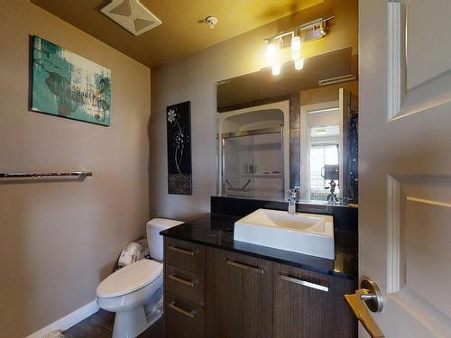 1804 10388 105 Street, Edmonton, AB - Indoor Photo Showing Bathroom