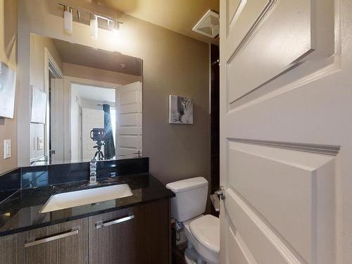 1804 10388 105 Street, Edmonton, AB - Indoor Photo Showing Bathroom