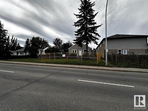 10840 149 St Nw, Edmonton, AB 