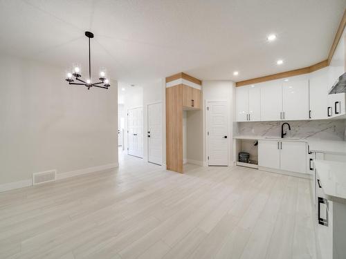 17918 70A Street, Edmonton, AB - Indoor Photo Showing Kitchen