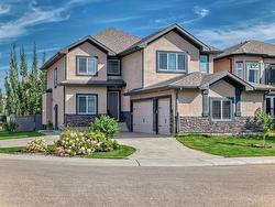 929 WILDWOOD WAY NW NW  Edmonton, AB T6T 0M2