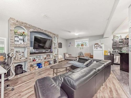 929 Wildwood Way Nw Nw, Edmonton, AB 