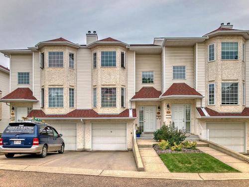 4822 104A St Nw, Edmonton, AB 