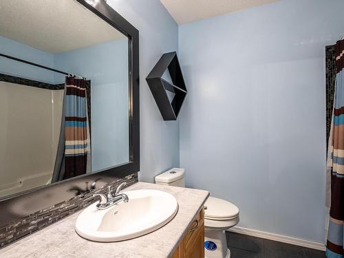 A 4301 48 Street, Leduc, AB - Indoor Photo Showing Bathroom