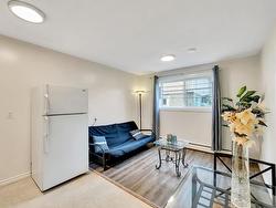 #104 12409 82 ST NW  Edmonton, AB T5B 2X5