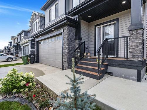 8360 Mayday Link Sw N Sw, Edmonton, AB 