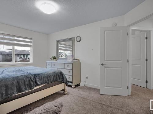 540 Eagleson Wynd, Edmonton, AB - Indoor Photo Showing Bedroom