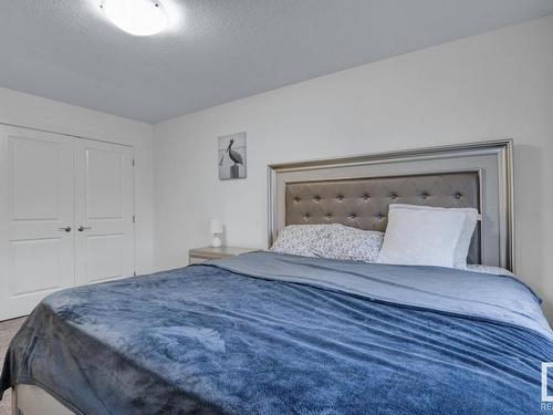 540 Eagleson Wynd, Edmonton, AB - Indoor Photo Showing Bedroom