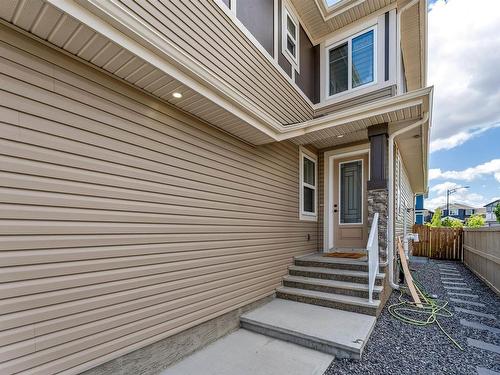 1928 21 St Nw, Edmonton, AB 