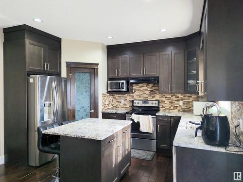 16719 54 Street, Edmonton, AB - Indoor Photo Showing Kitchen With Stainless Steel Kitchen With Double Sink With Upgraded Kitchen