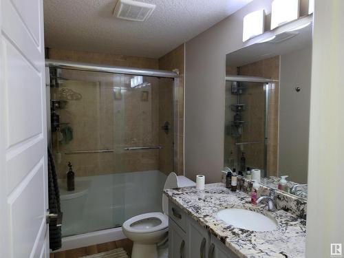 16719 54 Street, Edmonton, AB - Indoor Photo Showing Bathroom