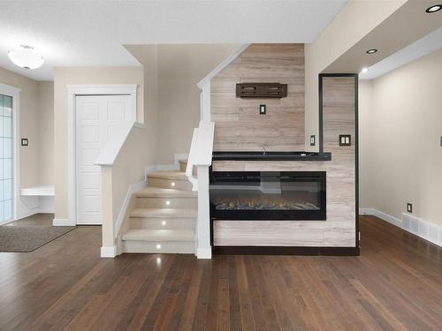 2907 15 Street, Edmonton, AB - Indoor With Fireplace