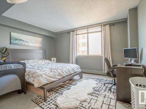 1906 9903 104 St, Edmonton, AB - Indoor Photo Showing Bedroom