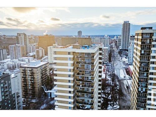 1906 9903 104 St, Edmonton, AB - Outdoor With Facade