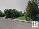 5211 53 Av, Mundare, AB 