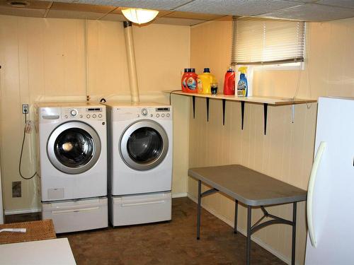 10340 108 Ave, Westlock, AB - Indoor Photo Showing Laundry Room