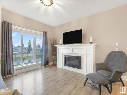 750 Berg Lo, Leduc, AB 