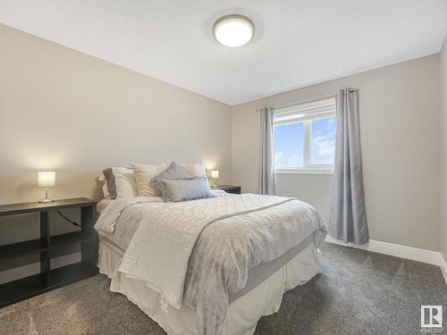 750 Berg Lo, Leduc, AB 