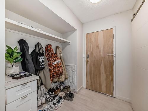 215 13910 Stony Plain Road, Edmonton, AB - Indoor Photo Showing Other Room