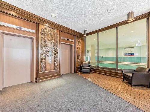 215 13910 Stony Plain Road, Edmonton, AB - Indoor Photo Showing Other Room