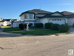 916 JORDAN CR NW  Edmonton, AB T6L 6X5