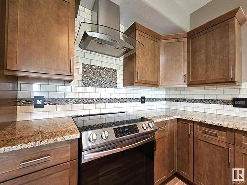 306 5201 Brougham Drive, Drayton Valley, AB - Indoor Photo Showing Kitchen