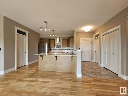 306 5201 Brougham Drive, Drayton Valley, AB - Indoor Photo Showing Kitchen