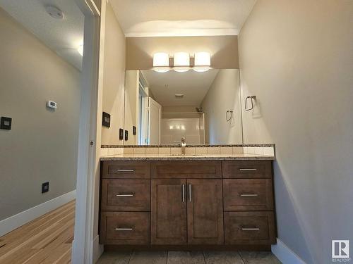 306 5201 Brougham Drive, Drayton Valley, AB - Indoor Photo Showing Bathroom