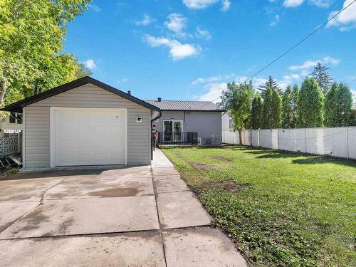 7320 77 Street, Edmonton, AB - Outdoor