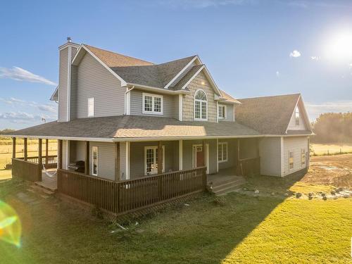 22235 Twp Rd 500, Rural Leduc County, AB 