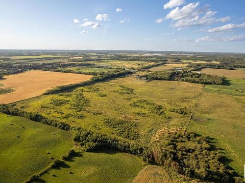 22235 Twp Rd 500, Rural Leduc County, AB 