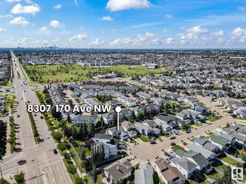 8307 170 Av Nw, Edmonton, AB 